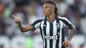 danilo-gol-botafogo-racing-e1778120104895