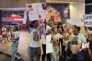 deolane-protesto-instagram-630x420