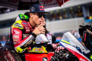 piloto-da-lcr-honda-termina-em-14o-na-sprint-de-jerez-162650